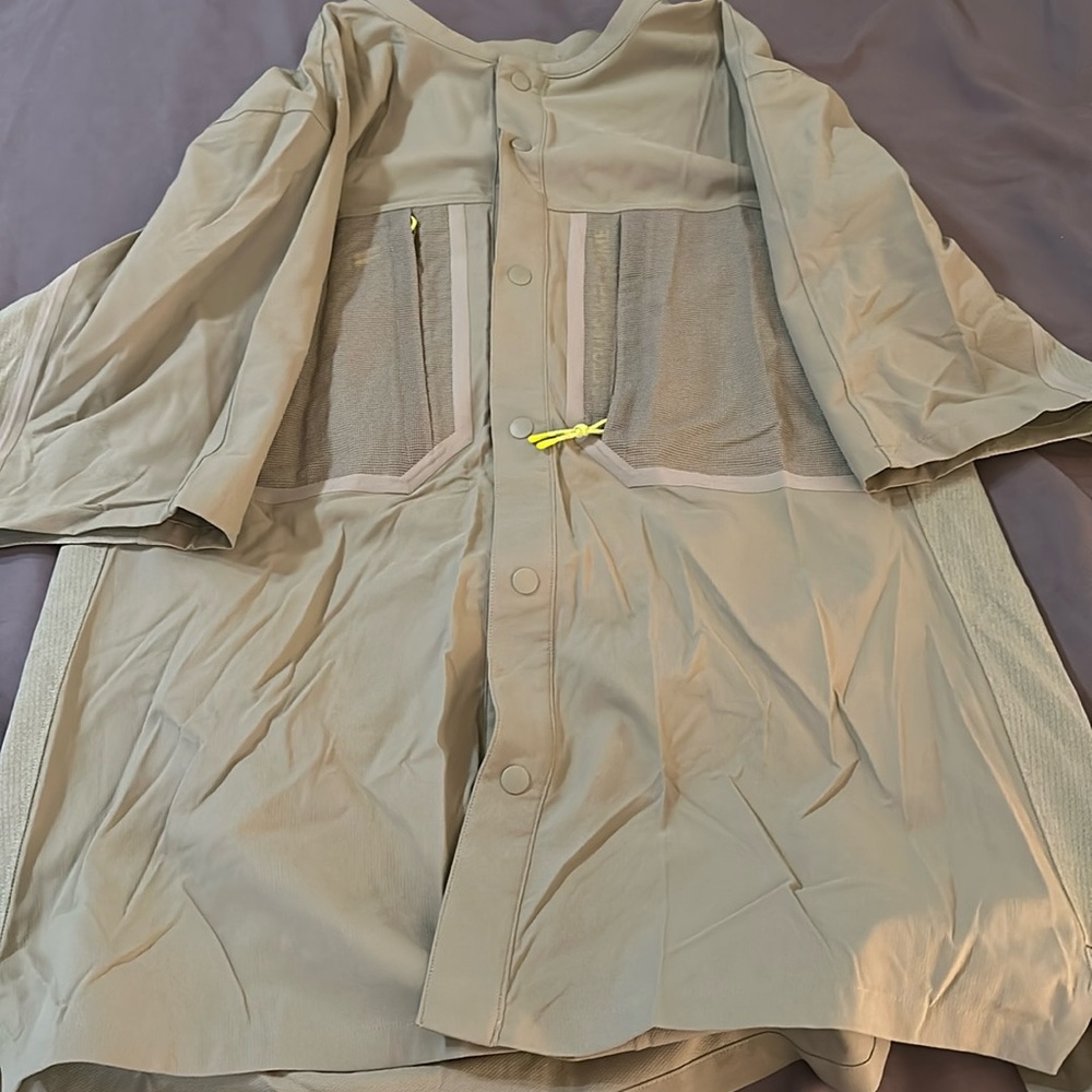 Lululemon mens hiking shirt NWT